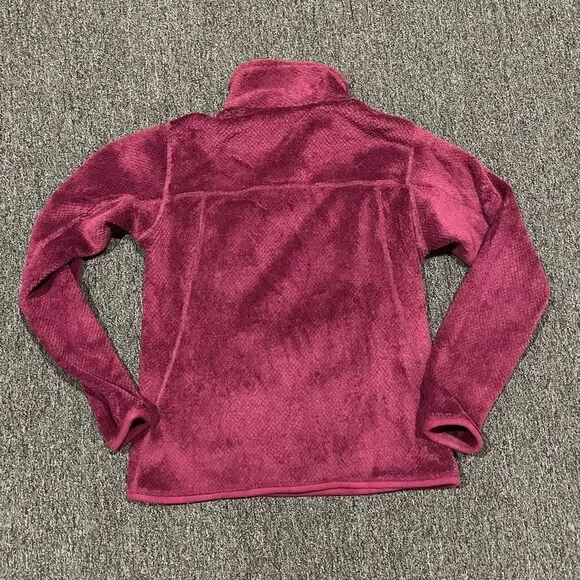 Patagonia Fleece Pullover in Burgundy size small - Picture 4 of 4
